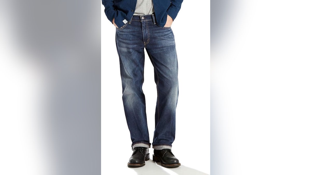 A comfortable, straight-leg jean with a classic look.