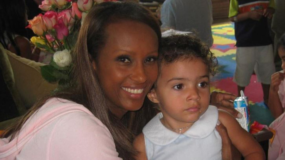 Lexi with her mom Iman