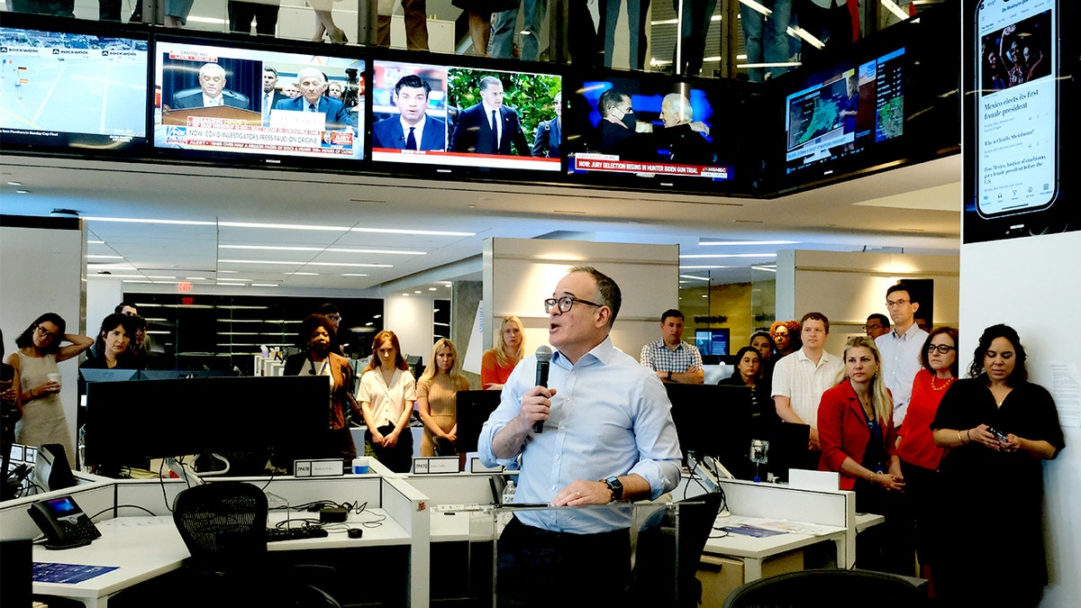 Matt Murray in Washington Post newsroom