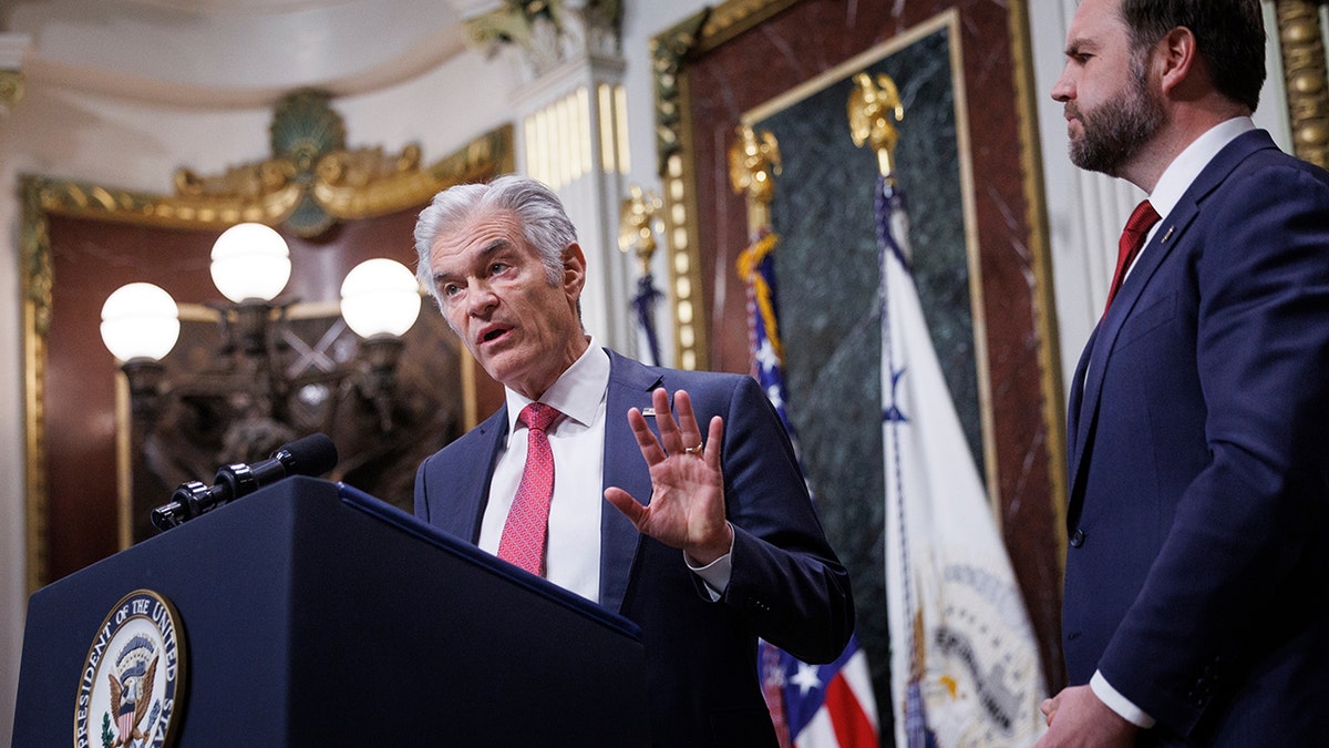 Mehmet Oz and JD Vance at news conference
