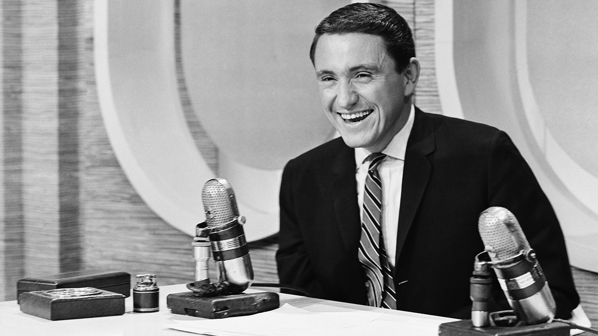 Merv Griffin hosting the "Merv Griffin Show" in 1962.