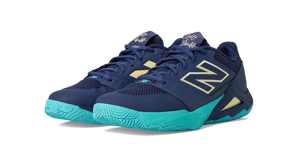 FuelCell padding stabilizes your feet, preventing foot fatigue.