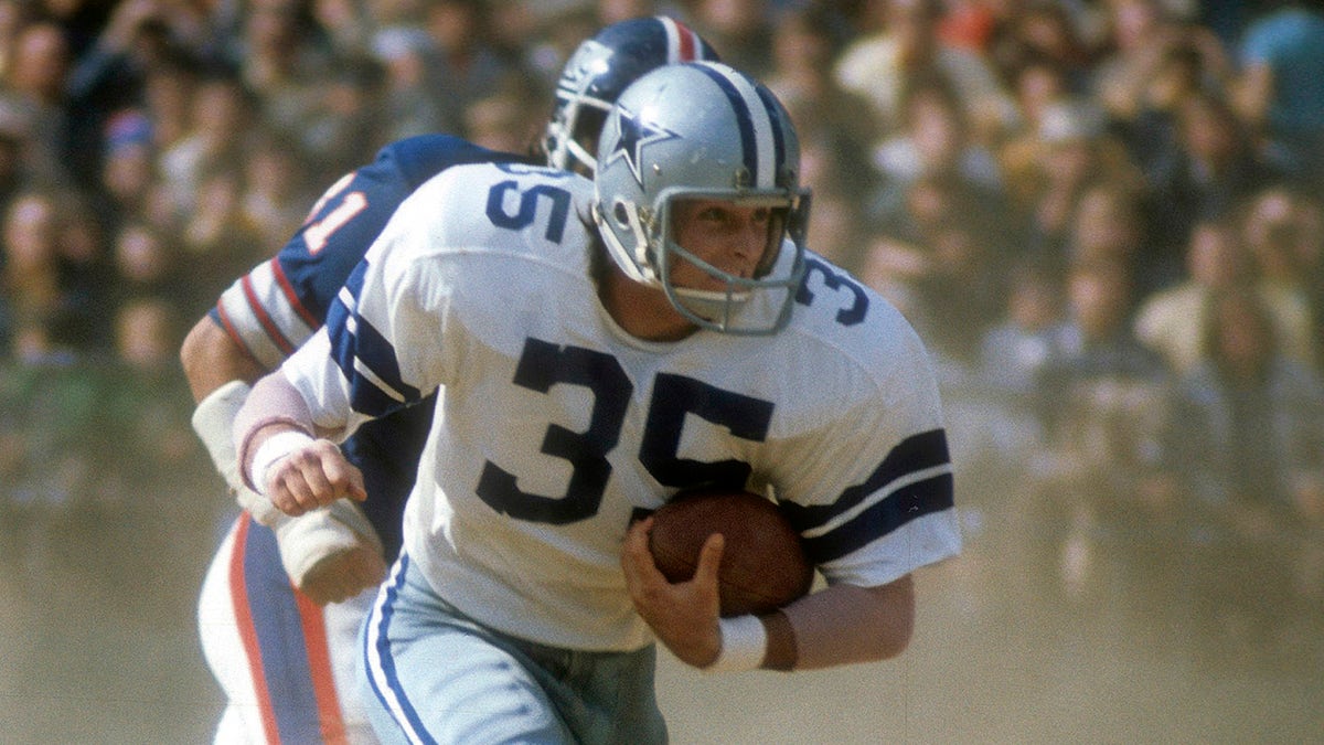 Scott Laidle prowadzi Giants