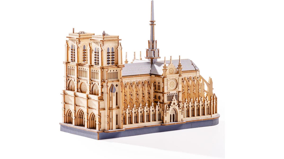 Life-like detailing makes this build something you'll want to display.