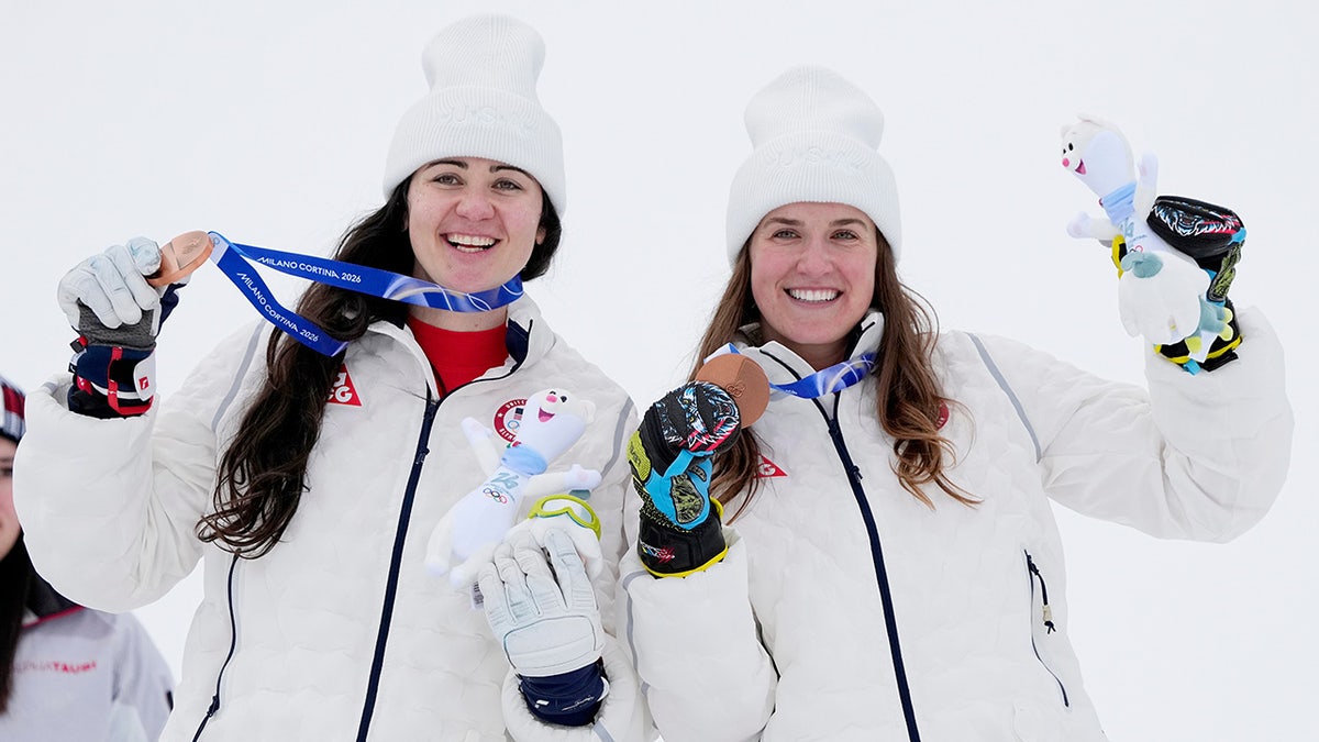 Jacqueline Wiles and Paula Moltzan win bronze