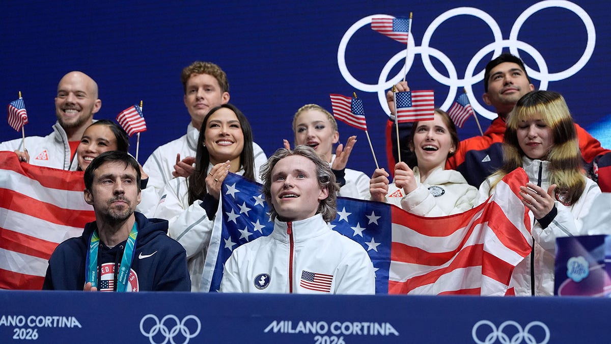 Seleção dos EUA aguarda o placar