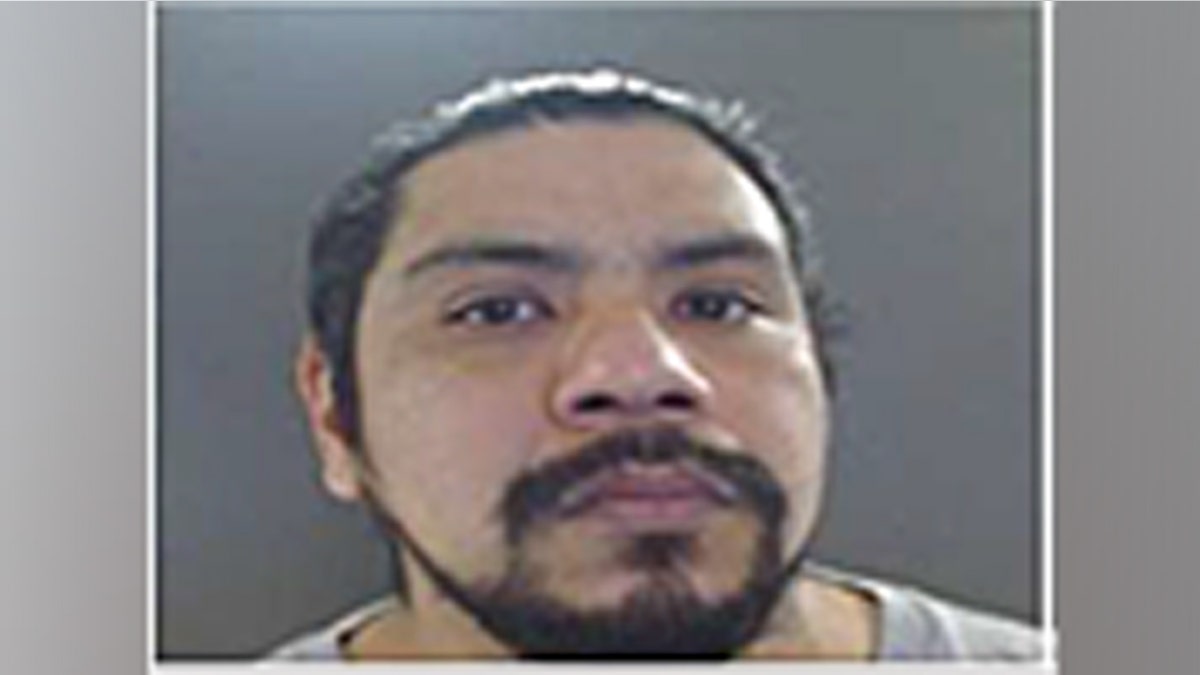 Foto segnaletica di Ricardo Rosas-Tapia