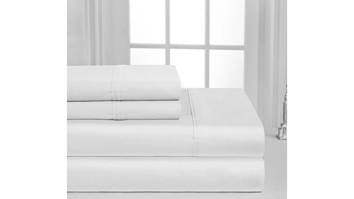 Sleep cooler with cotton sheets.