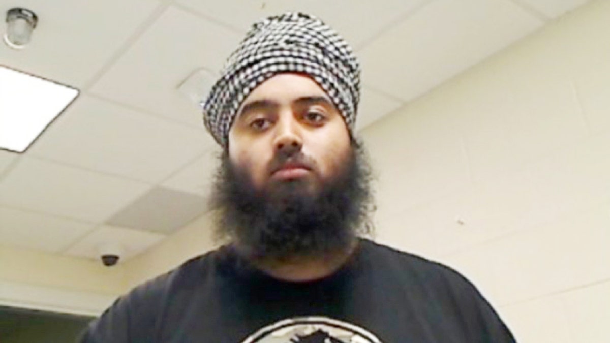 Photo of Singh Sukhdeep in DHS custody