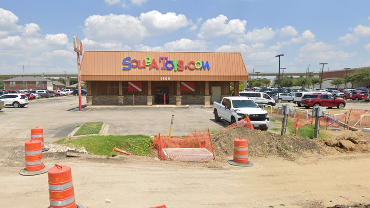 Dylan Harrison drowned portion    attending a scuba diving acquisition    successful  Texas