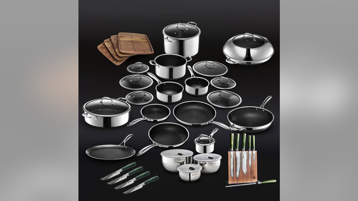 Get a little bit of everything HexClad has to offer.