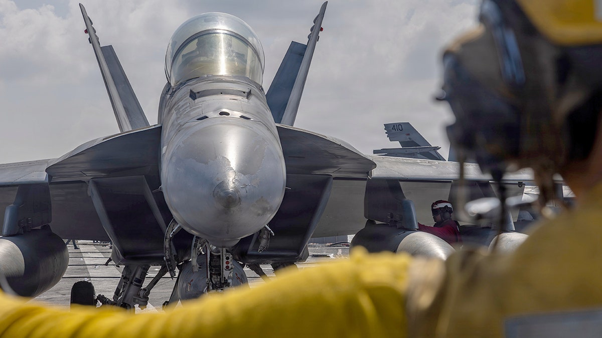 Plane on flight deck of USS Abraham Lincoln