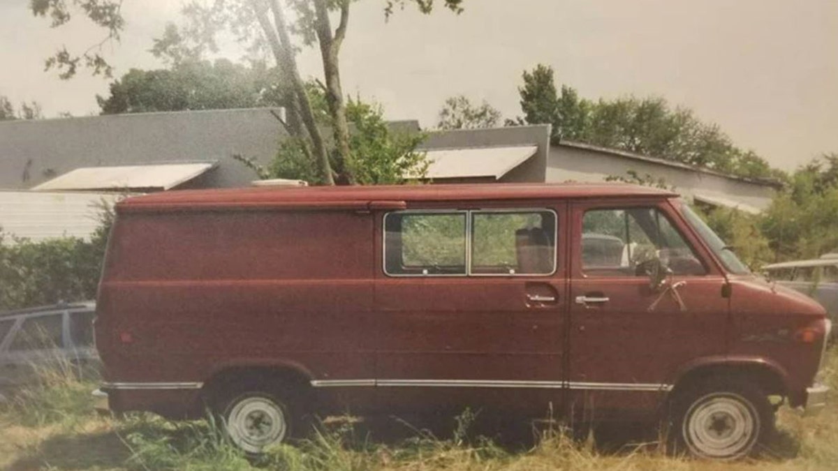 Il furgone nel quale Violi è stato rapito