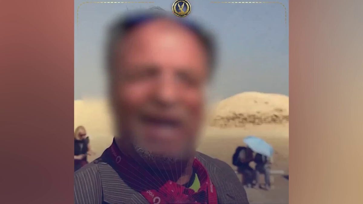 Egyptian tour guide who allegedly wrote on pyramid