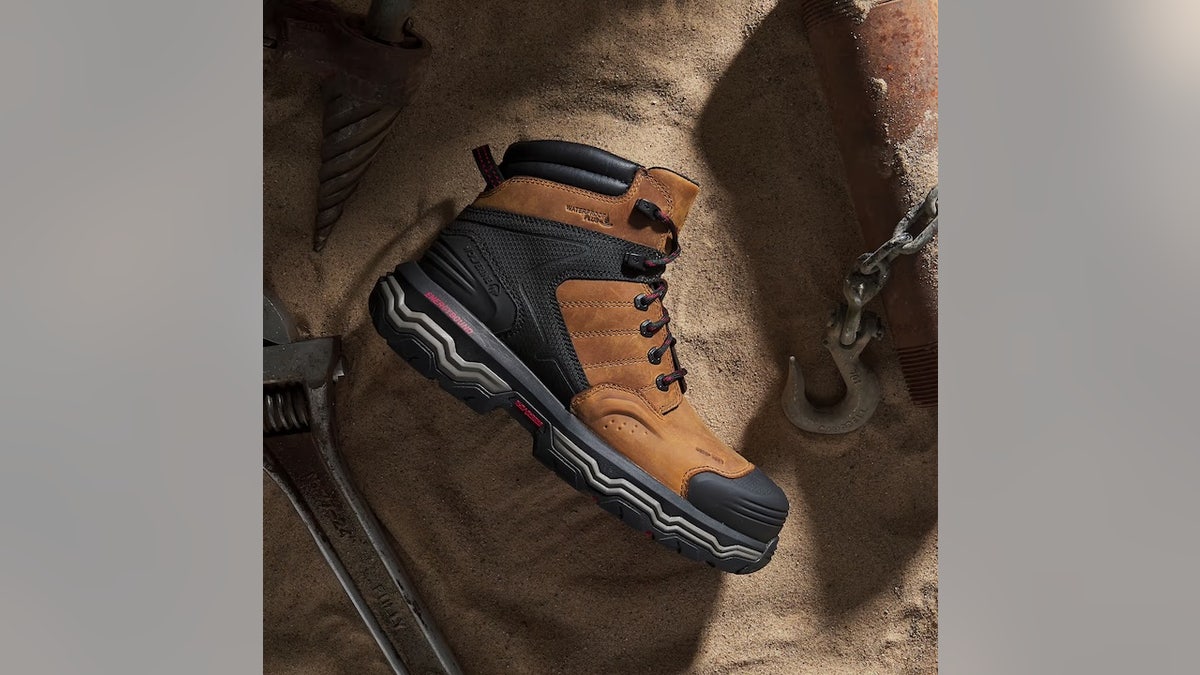 These boots are shock-absorbing and have additional cushioning.
