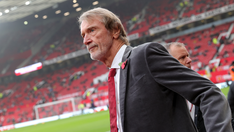 Il primo ministro britannico è indignato dopo che il comproprietario del Manchester United ha avvertito che il paese è “colonizzato” dai migranti