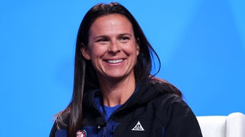 Olympic romance blooms as hockey star Hilary Knight pops the question - Fox News