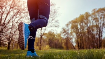 10 comfortable sneakers worth buying under $60, $100 and $200 - Fox News