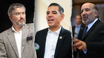 Massie, top Oversight Democrat call for Secretary Lutnick to resign for 'lying' about alleged Epstein ties