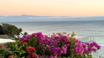 American trapped at luxury resort in Mexico told 'no one's leaving' by hotel staff