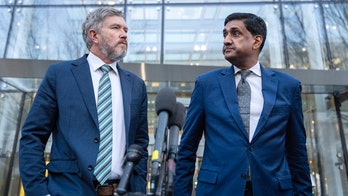 Khanna and Massie threaten to force a vote on Iran as prospect of US attack looms