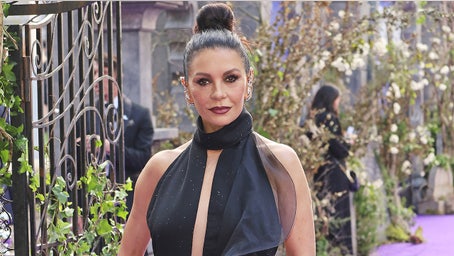 Catherine Zeta-Jones admite que evitar Hollywood  puede haber sido perjudicial para tu carrera.