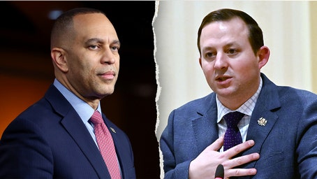 Jeffries vows to do 'whatever it takes' to help Democrats' gerrymandering efforts