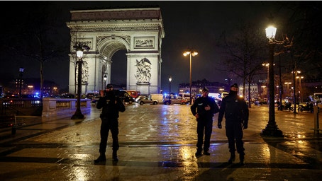 Terror convict, recently released, shot dead by Paris police after alleged knife attack near Arc de Triomphe
