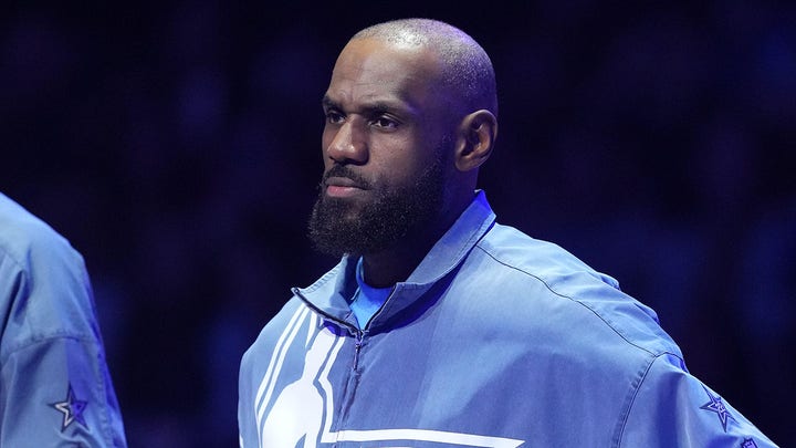 Ex-NBA star calls for MANDATORY US military service