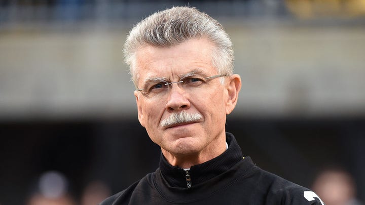 Can the Steelers Afford to Keep Waiting on Aaron Rodgers? | The Herd