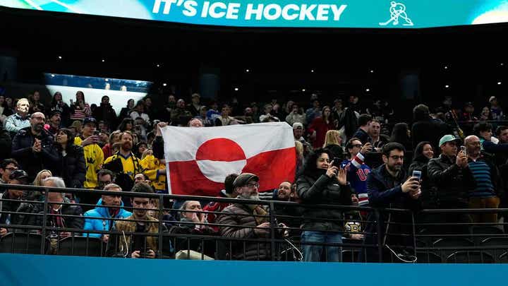 Hockey fans raise Greenland's flag during USA's dominant win over Denmark, sparking viral reaction - Fox News