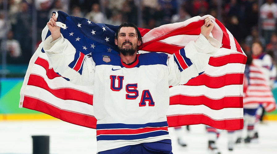 WATCH: USA chants break out as Team USA men's hockey introduced at State of the Union