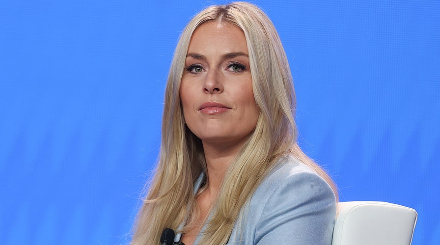 Lindsey Vonn in stable condition after being airlifted from Olympic crash