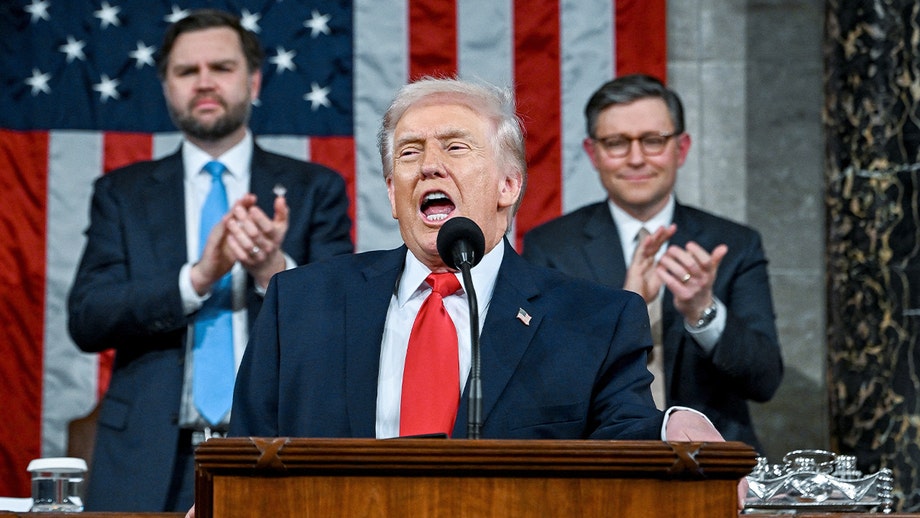 Reactions, unforgettable moments from Trump’s record-breaking 2026 State of the Union address