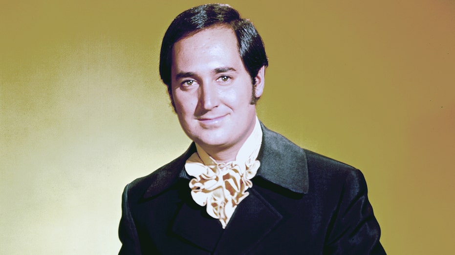Music legend Neil Sedaka dead at 86