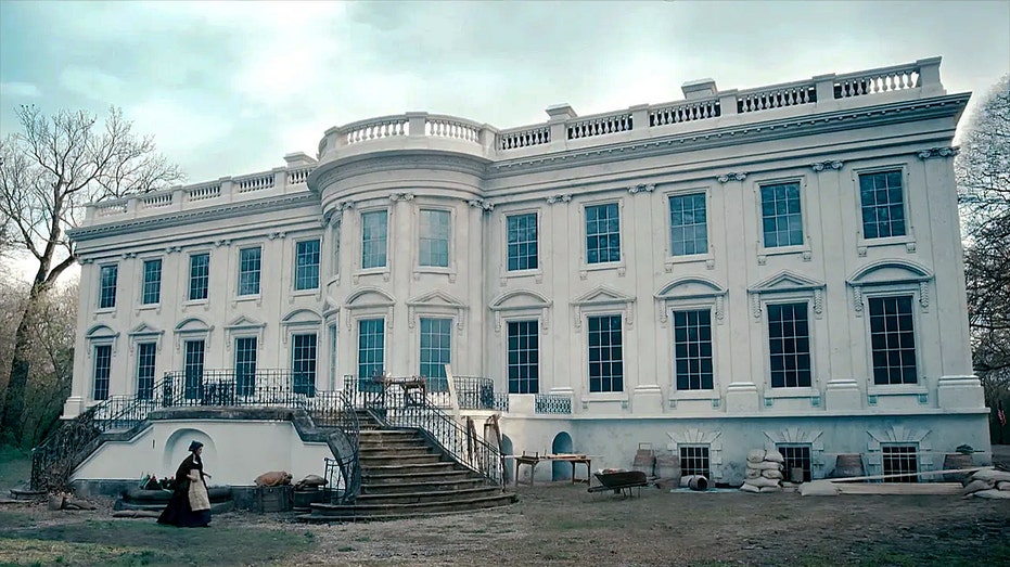 Actor describes 'breathtaking' set in Fox Nation's 'The White House' series showcasing early presidencies