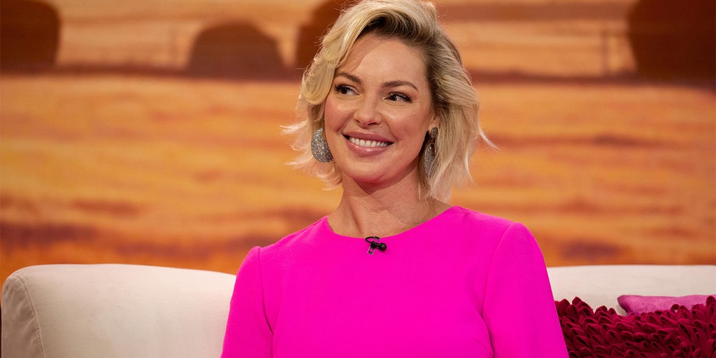 Actress Katherine Heigl fires back at critics angry over her attendance at Mar-a-Lago dog rescue event