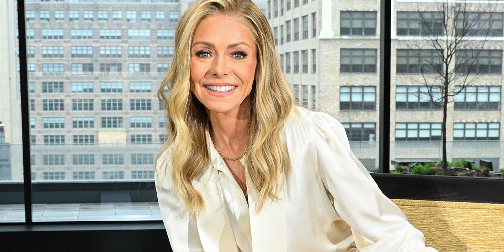 Howie Mandel clash highlights Kelly Ripa’s history of cringeworthy on-air exchanges
