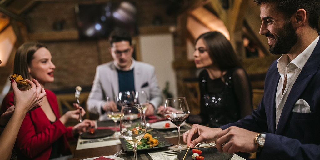 Popular steakhouse's dress code sparks backlash as diners told to ditch  hats or eat at the bar