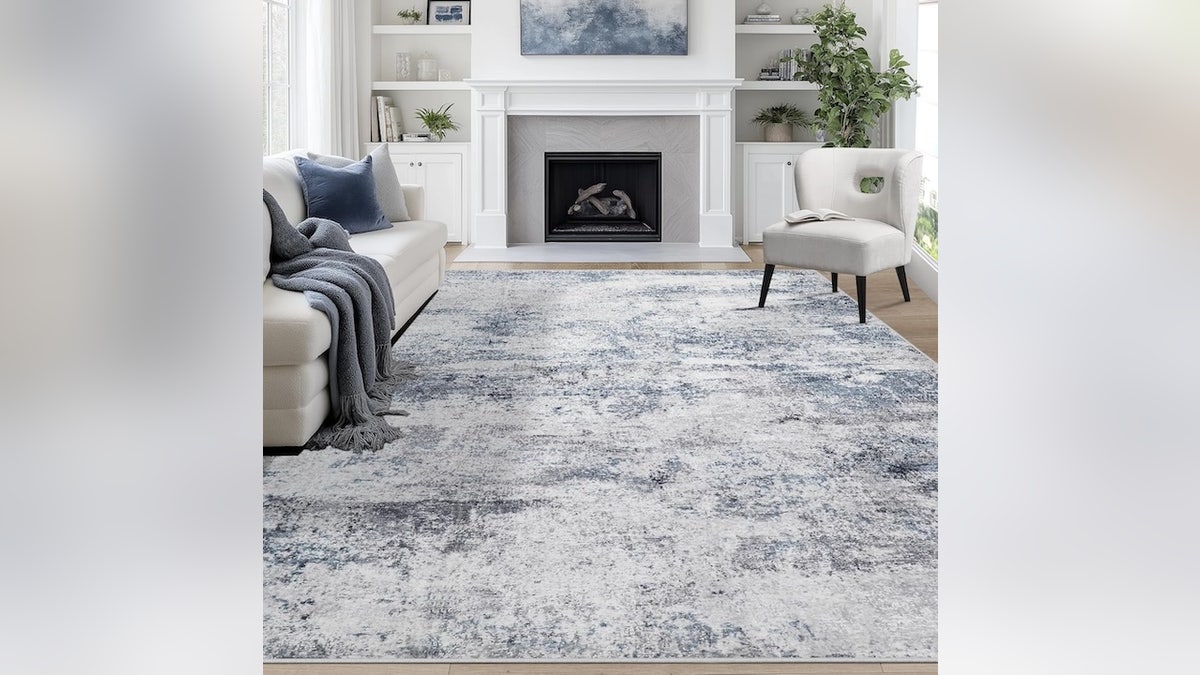 This rug works in plenty of places throughout your home.
