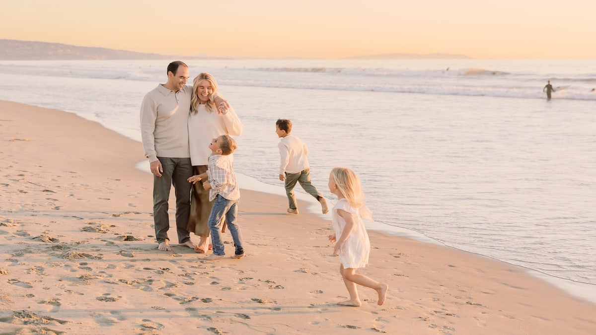 A família Piccioli na praia