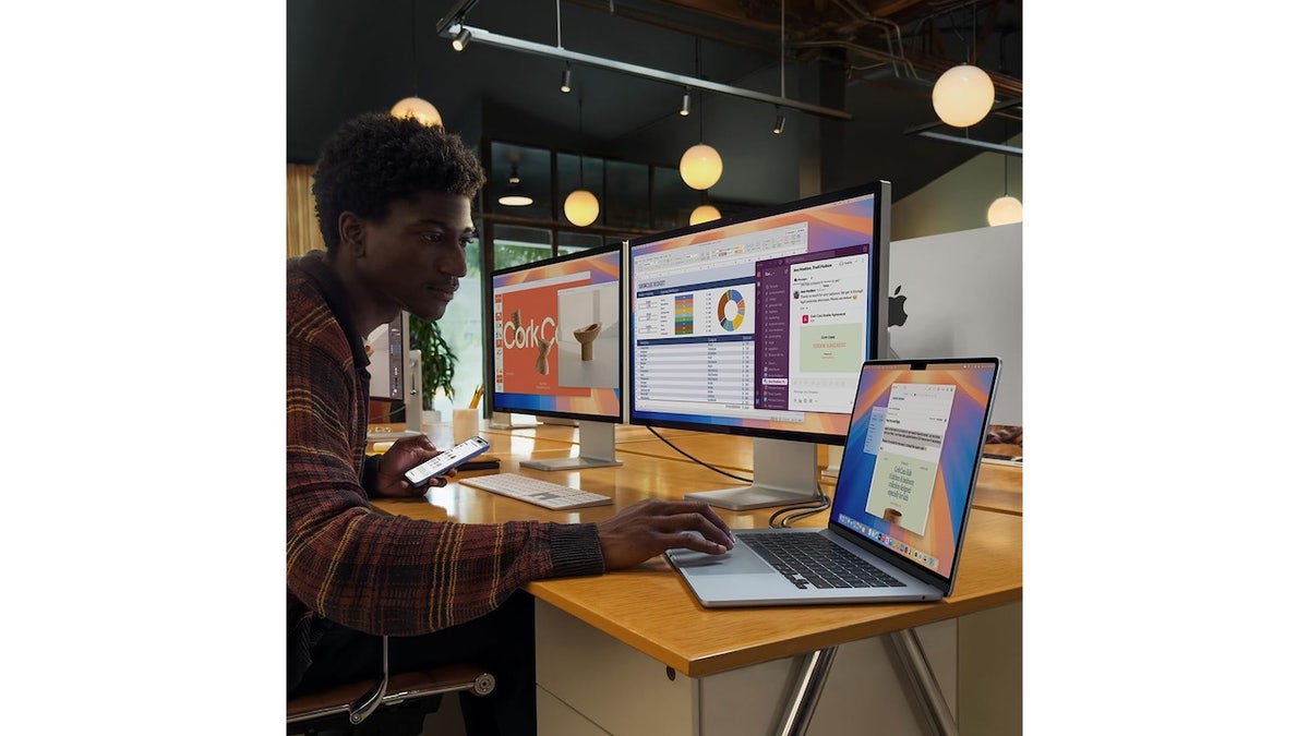 The M4 chip and Apple Intelligence give you a powerful laptop choice.