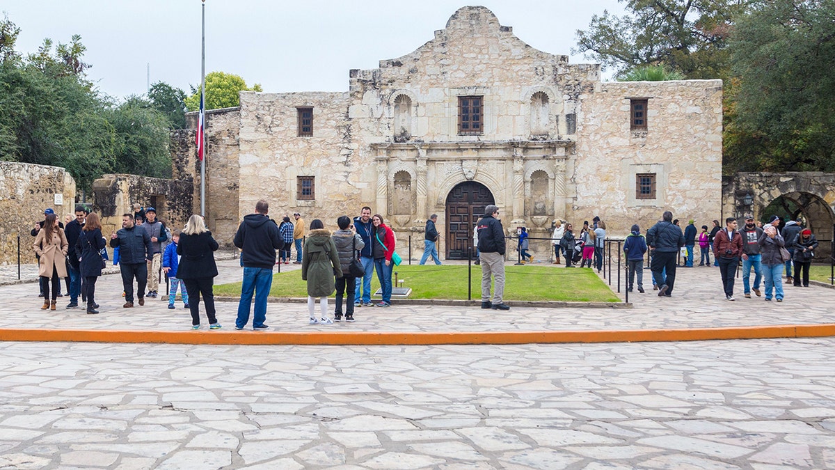 Tourists at Alamo site