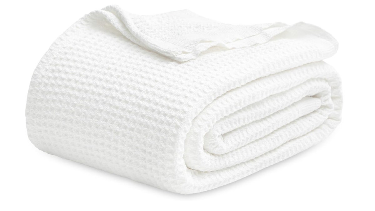 This blanket is soft, comfortable and breathable.
