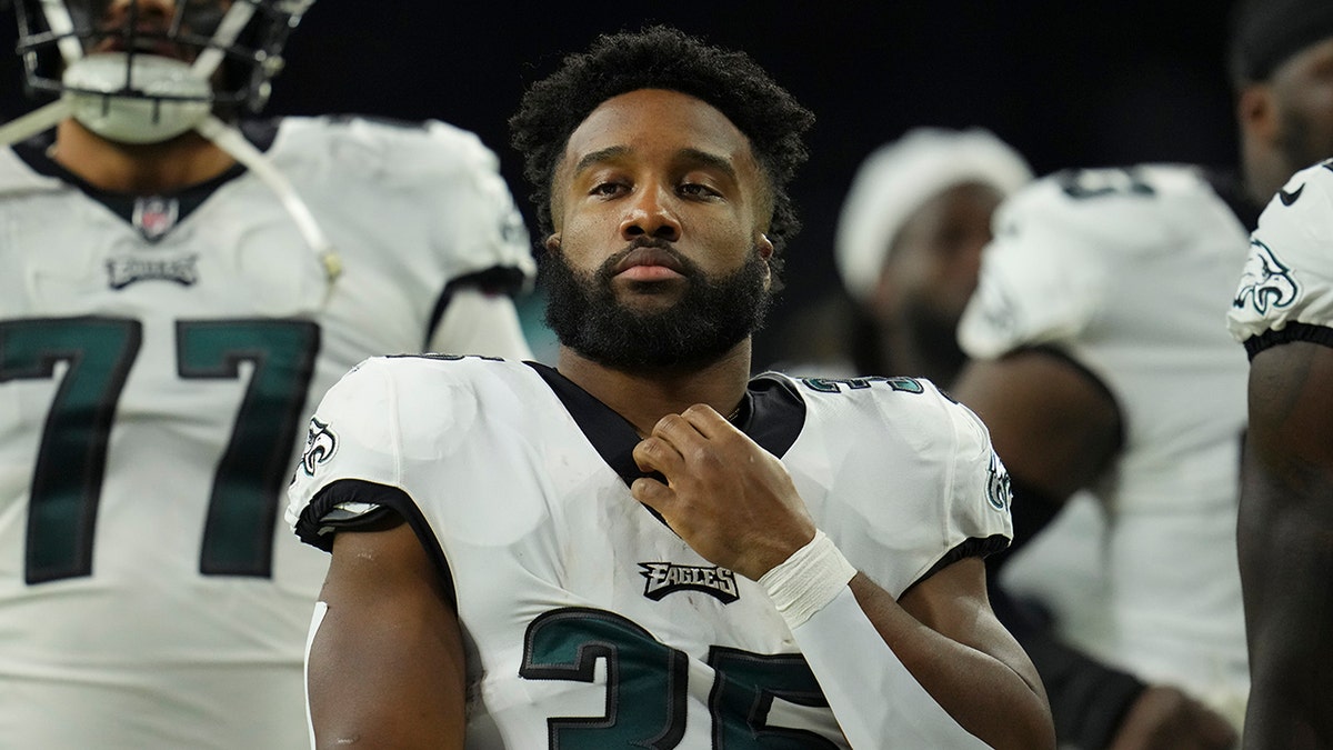 Boston Scott durante um jogo dos Eagles