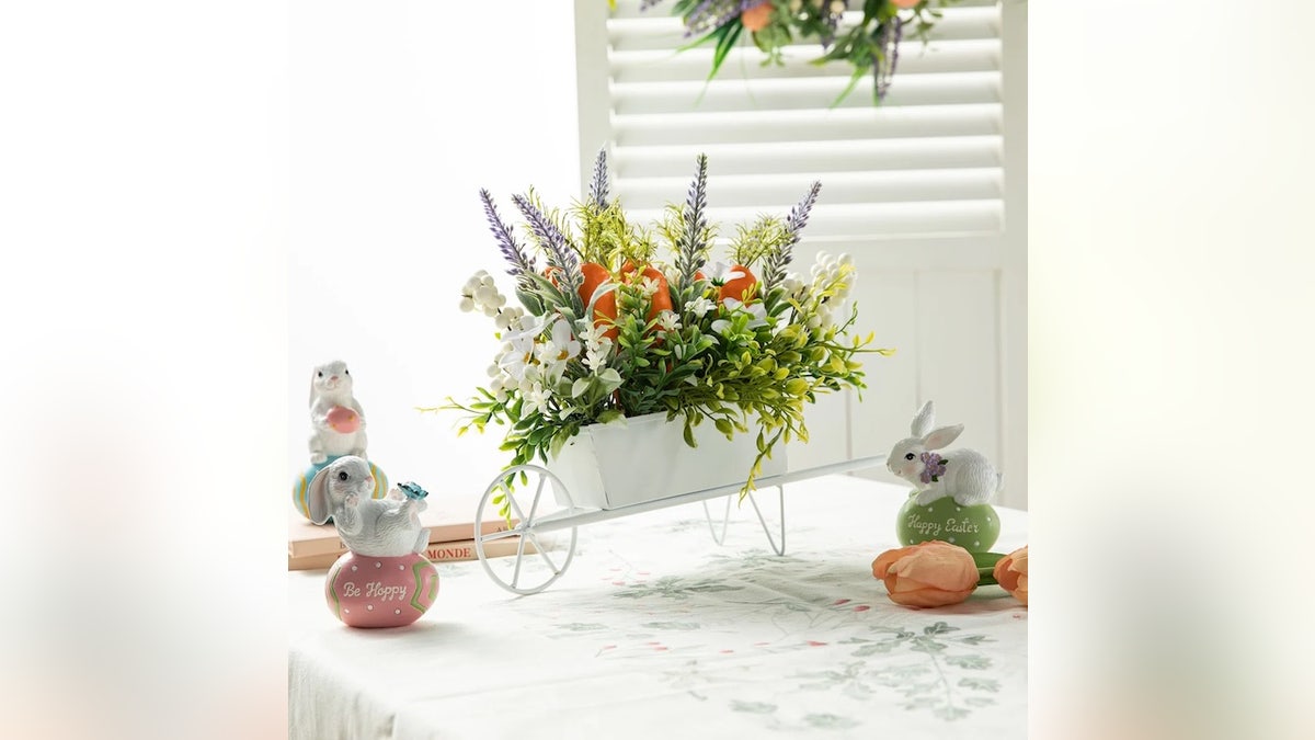 Un centrotavola primaverile già pronto.