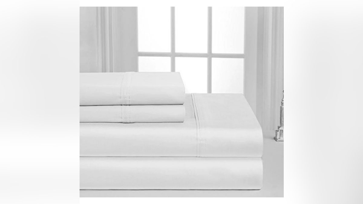 These cotton sheets feel silky smooth.