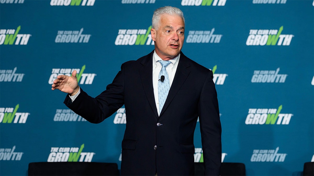 David Mackintosh do Clube para o Crescimento