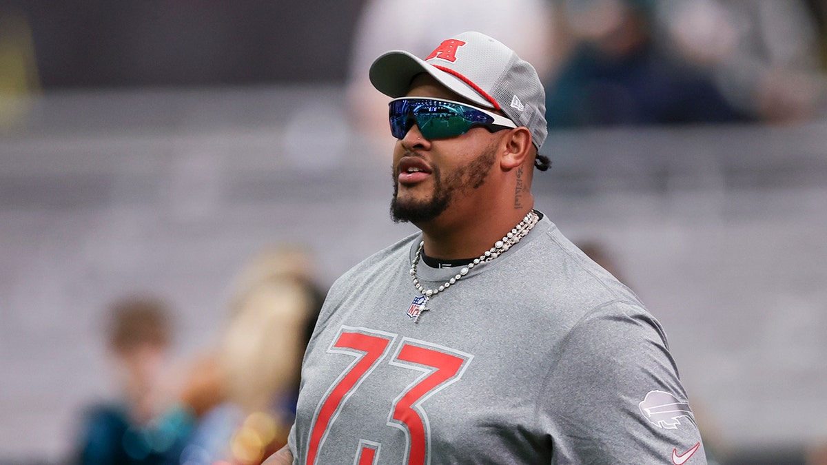 Dion Dawkins al Pro Bowl