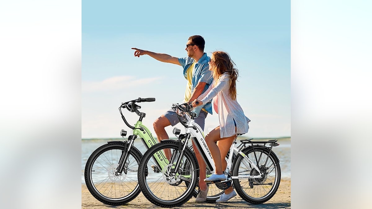 Cruise control functions make riding a breeze.